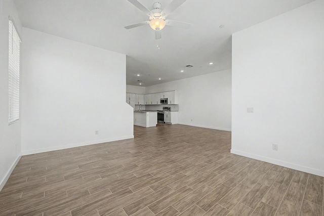 8232 E UNIVERSITY Drive 103, Mesa, AZ 85207