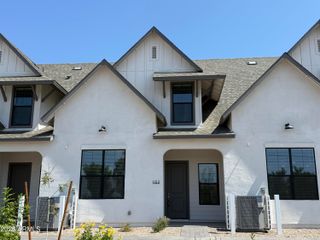 8232 E UNIVERSITY Drive 103, Mesa, AZ 85207