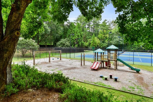 13 Independence Place NW, Atlanta, GA 30318