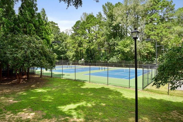 13 Independence Place NW, Atlanta, GA 30318