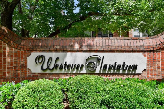 13 Independence Place NW, Atlanta, GA 30318