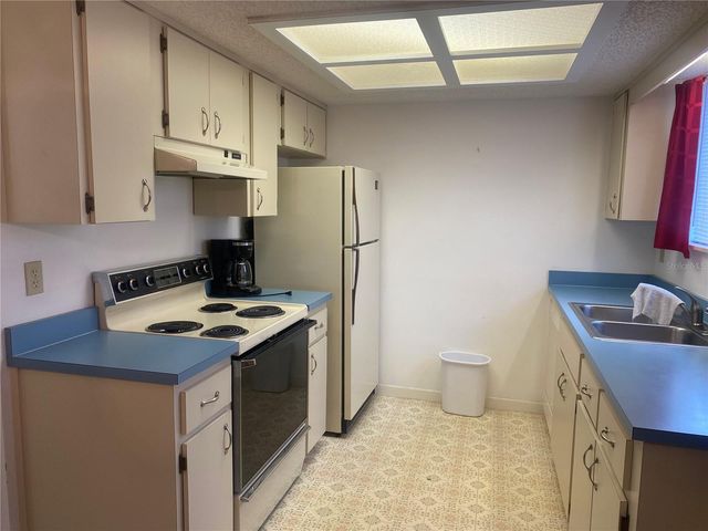 10986 SW 86TH TERRACE, Ocala, FL 34481