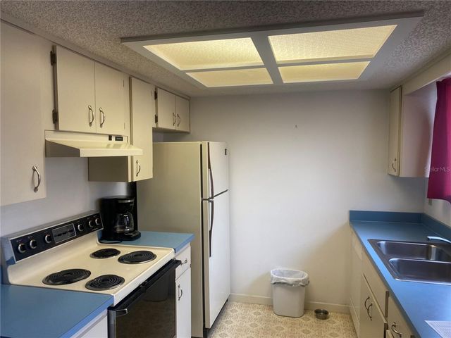 10986 SW 86TH TERRACE, Ocala, FL 34481