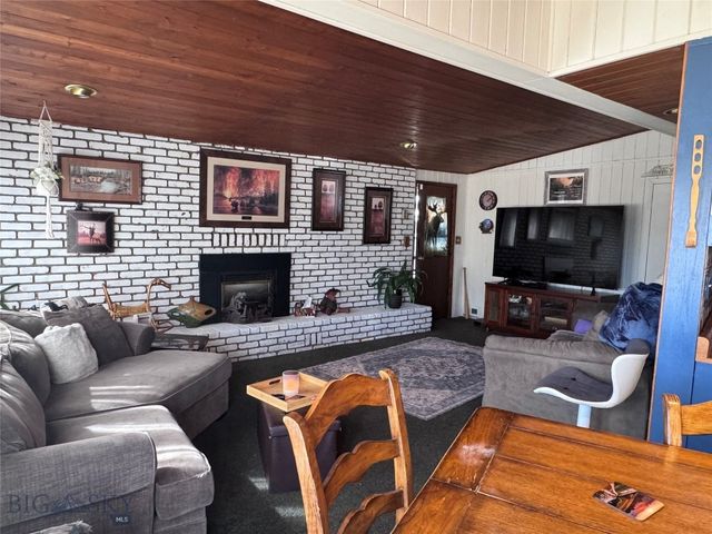 1353 Dewey, Butte, MT 59701