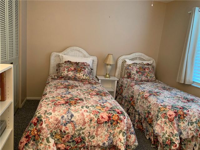 109 Springlake Court 107, Vero Beach, FL 32962