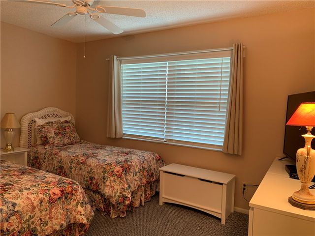 109 Springlake Court 107, Vero Beach, FL 32962