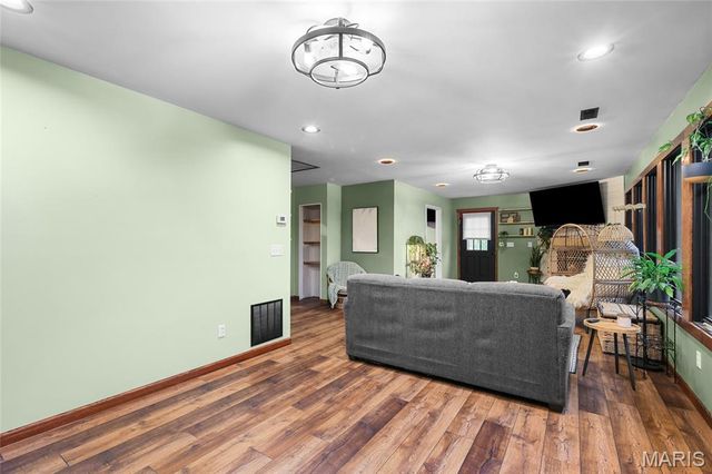 8578 Cedar Trail, Pevely, MO 63070