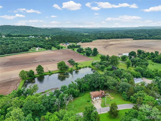 8578 Cedar Trail, Pevely, MO 63070