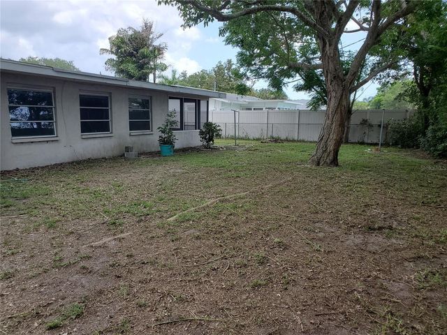 4626 HUNTER RIDGE DRIVE, Sarasota, FL 34233