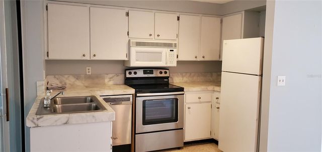 4626 HUNTER RIDGE DRIVE, Sarasota, FL 34233