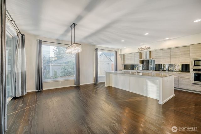 2873 S 353rd Place, Federal Way, WA 98003