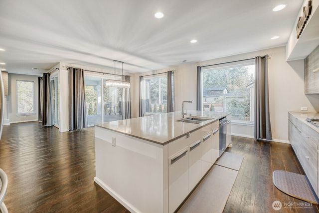 2873 S 353rd Place, Federal Way, WA 98003