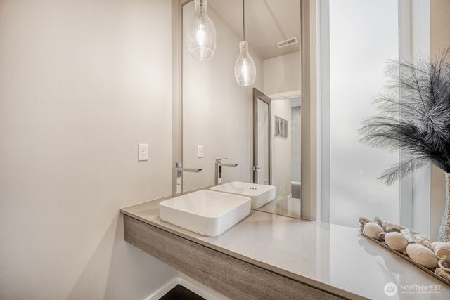 2873 S 353rd Place, Federal Way, WA 98003