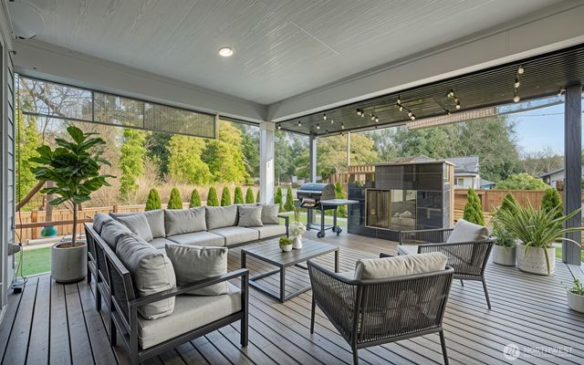 2873 S 353rd Place, Federal Way, WA 98003