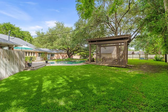 17034 N Ivy Circle, Houston, TX 77084