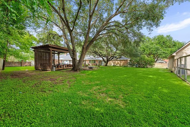 17034 N Ivy Circle, Houston, TX 77084