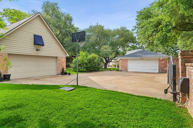 17034 N Ivy Circle, Houston, TX 77084