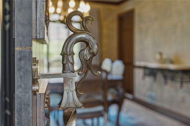 126 W Lyndhrust Drive, Point Breeze, PA 15206