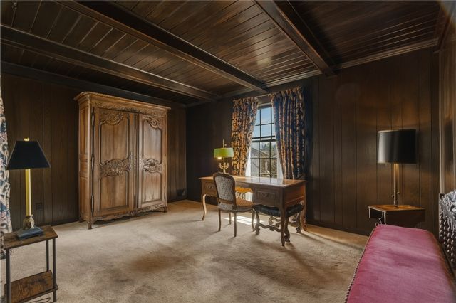 126 W Lyndhrust Drive, Point Breeze, PA 15206