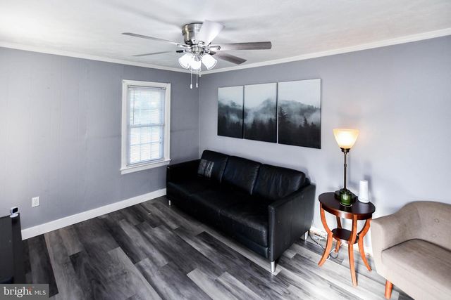 2700 OCALA AVE, District Heights, MD 20747
