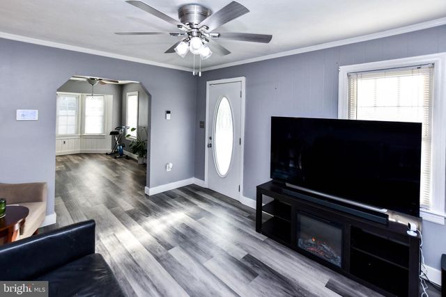 2700 OCALA AVE, District Heights, MD 20747