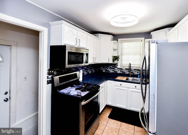 2700 OCALA AVE, District Heights, MD 20747