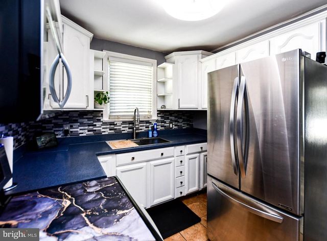 2700 OCALA AVE, District Heights, MD 20747