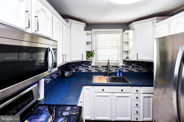 2700 OCALA AVE, District Heights, MD 20747