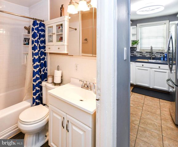 2700 OCALA AVE, District Heights, MD 20747