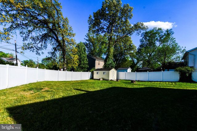 2700 OCALA AVE, District Heights, MD 20747