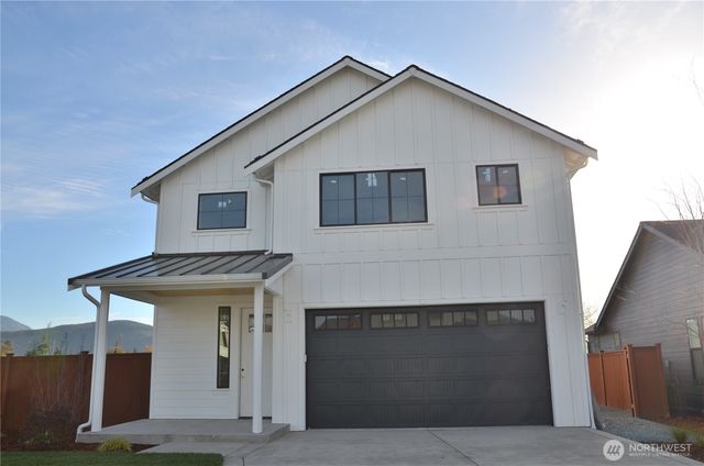 613 Bucko Avenue, Sedro Woolley, WA 98284