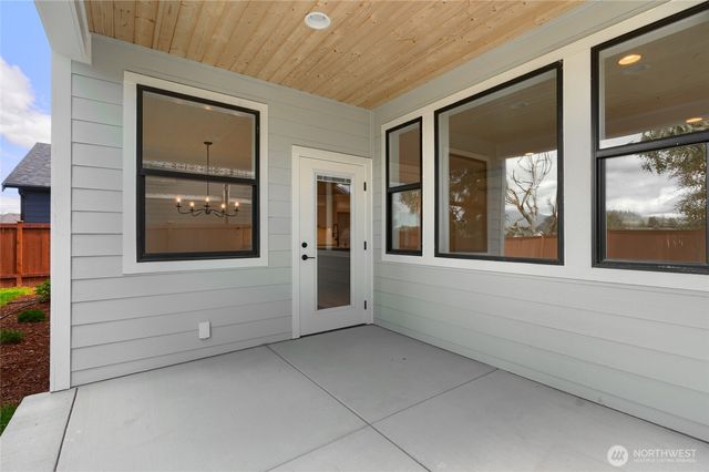 613 Bucko Avenue, Sedro Woolley, WA 98284