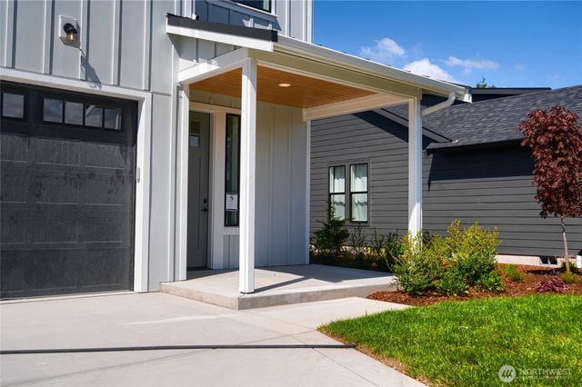 613 Bucko Avenue, Sedro Woolley, WA 98284