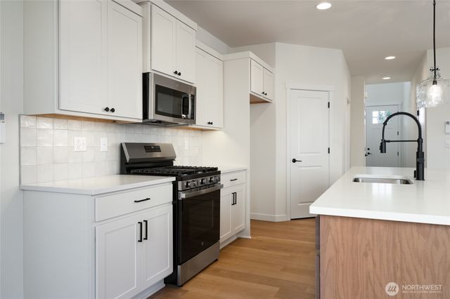 613 Bucko Avenue, Sedro Woolley, WA 98284