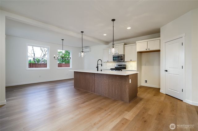 613 Bucko Avenue, Sedro Woolley, WA 98284