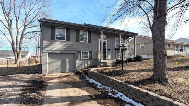 901 N Choctaw Avenue, Independence, MO 64056