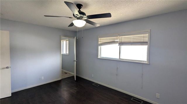 901 N Choctaw Avenue, Independence, MO 64056