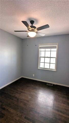 901 N Choctaw Avenue, Independence, MO 64056