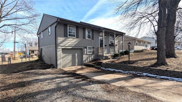 901 N Choctaw Avenue, Independence, MO 64056