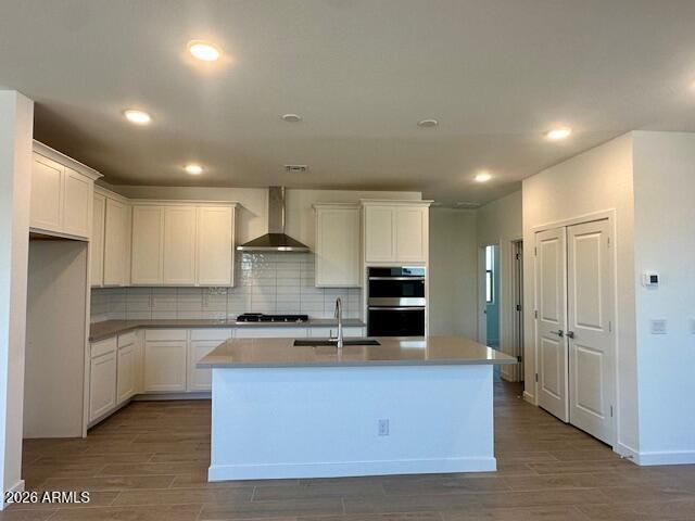 17064 W BUCKHORN Trail, Surprise, AZ 85387