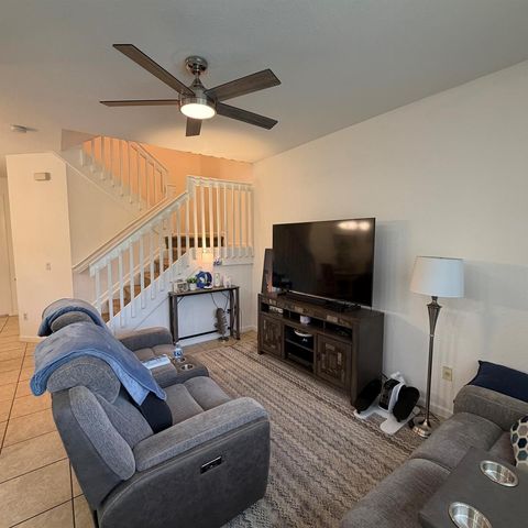 976 Abaco Lane, Riviera Beach, FL 33404