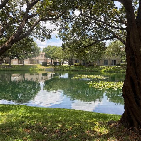 976 Abaco Lane, Riviera Beach, FL 33404