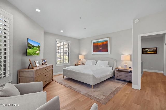 8989 N GAINEY CENTER Drive 104, Scottsdale, AZ 85258