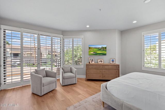8989 N GAINEY CENTER Drive 104, Scottsdale, AZ 85258