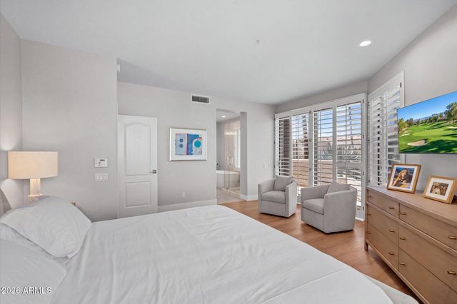 8989 N GAINEY CENTER Drive 104, Scottsdale, AZ 85258