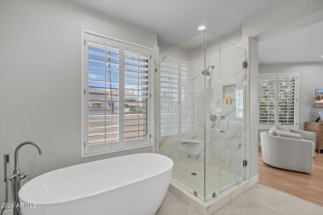 8989 N GAINEY CENTER Drive 104, Scottsdale, AZ 85258