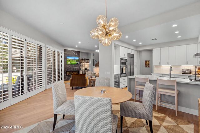 8989 N GAINEY CENTER Drive 104, Scottsdale, AZ 85258