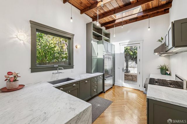 709 Eugenia Avenue, San Francisco, CA 94110