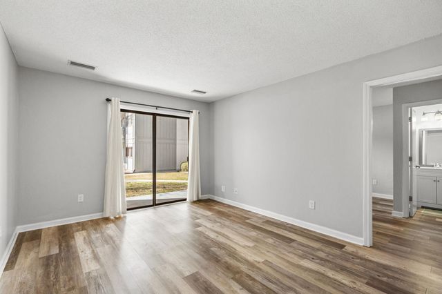 7700 Porcher Dr Apt 3107, Myrtle Beach, SC 29572