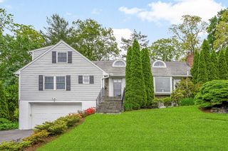 3 Briar Close Road, Larchmont, NY 10538